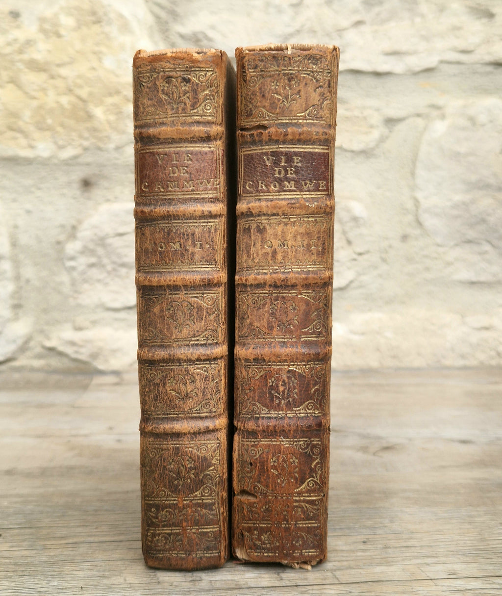 La Vie D'Oliver Cromwell 1746 Gregoire Leti Very Rare 2 Volume Antiquarian Book French