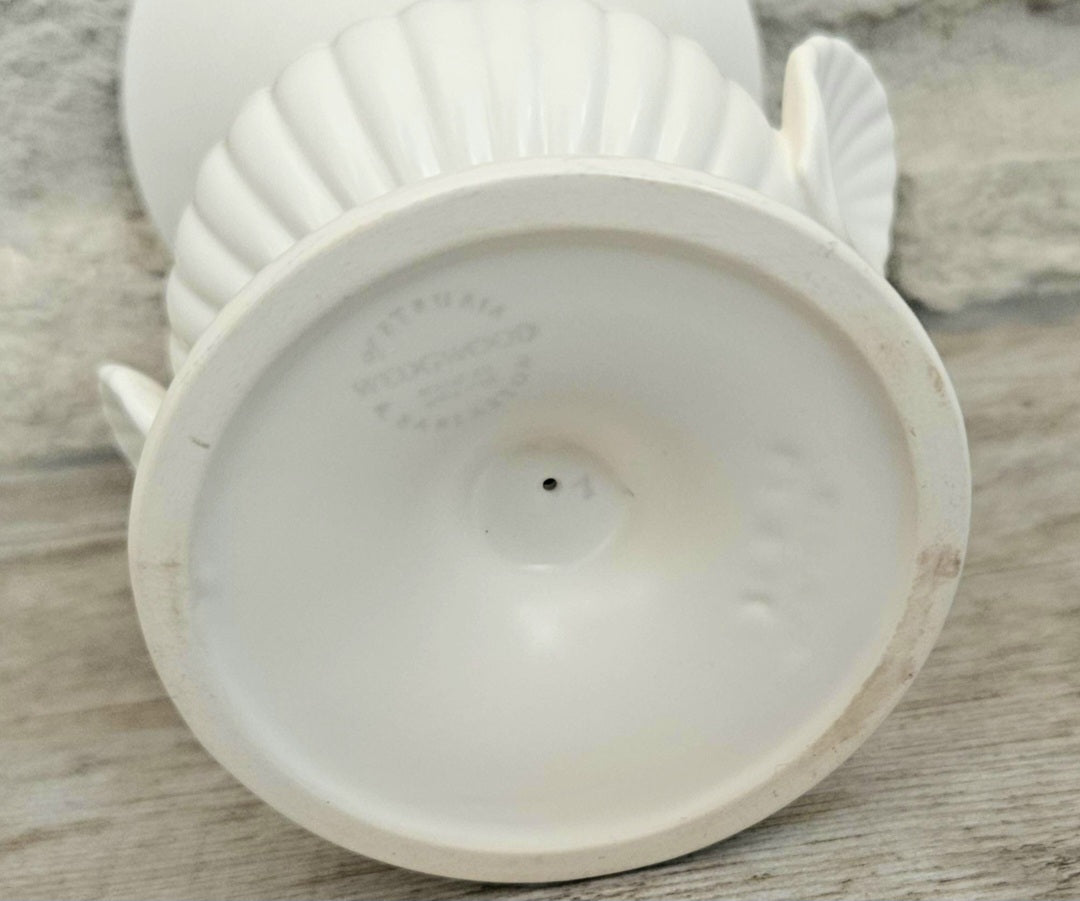 Vintage Wedgwood Moonstone Mantel Urn Vase 5 Inch Shell Handles Made in England Collectible Decor