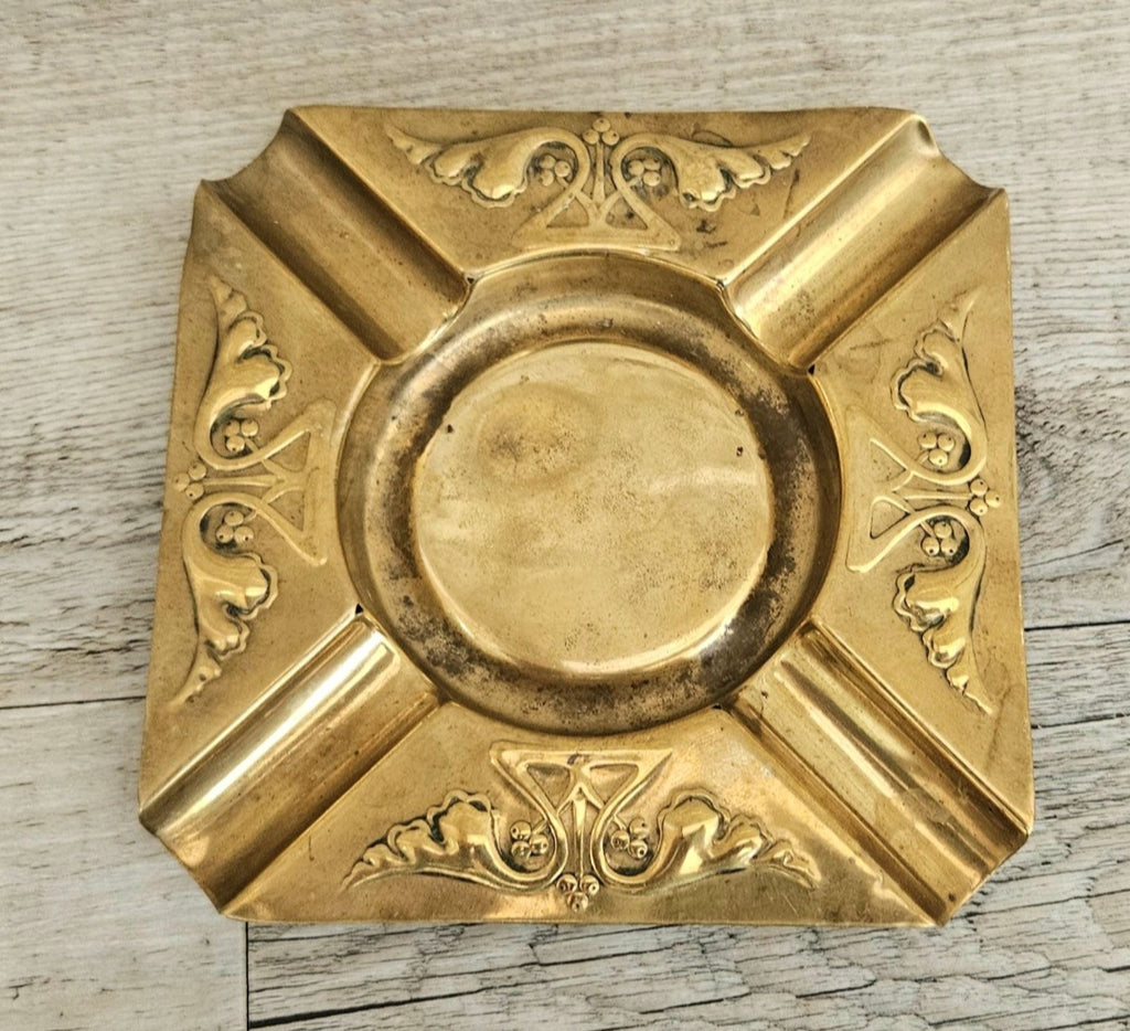 Antique Art Nouveau Brass Ashtray Joseph Sankey Made in England