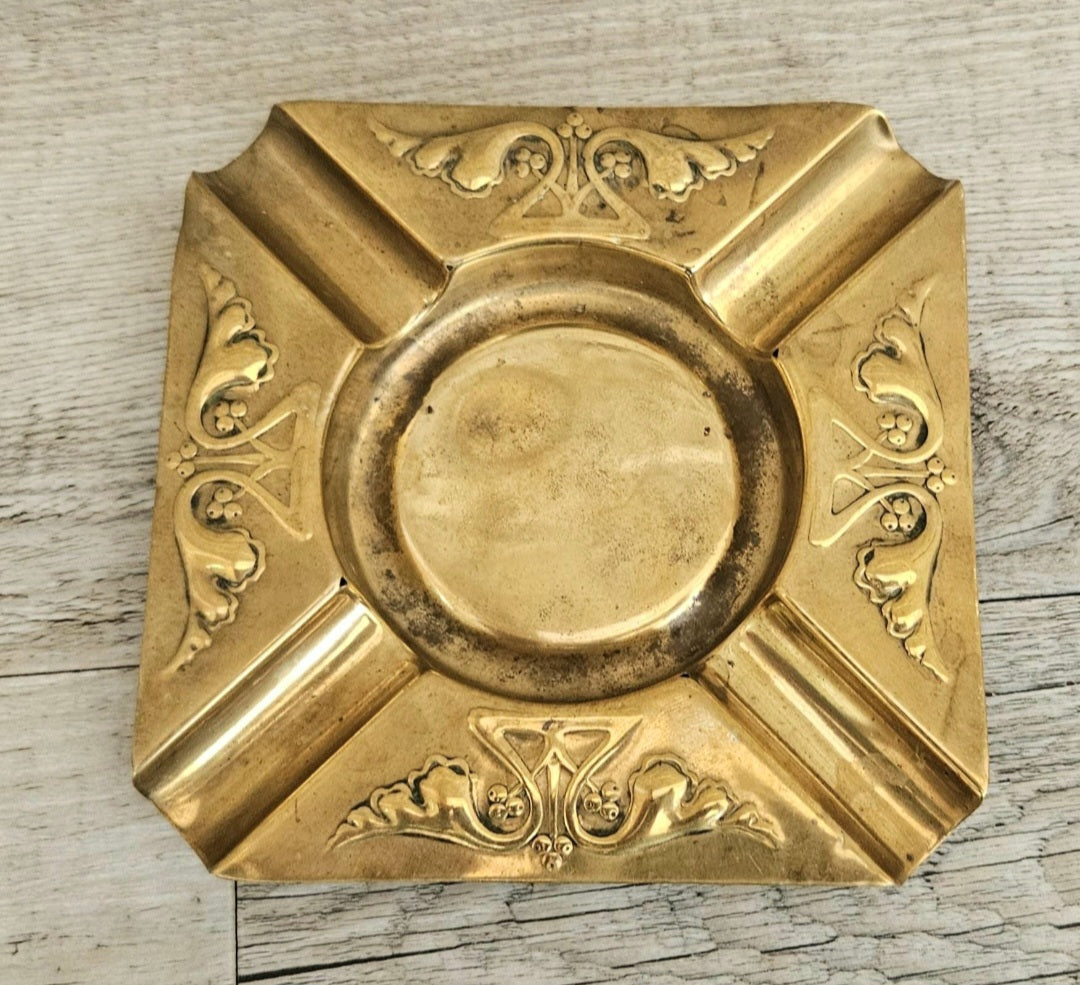 Antique Art Nouveau Brass Ashtray Joseph Sankey Made in England