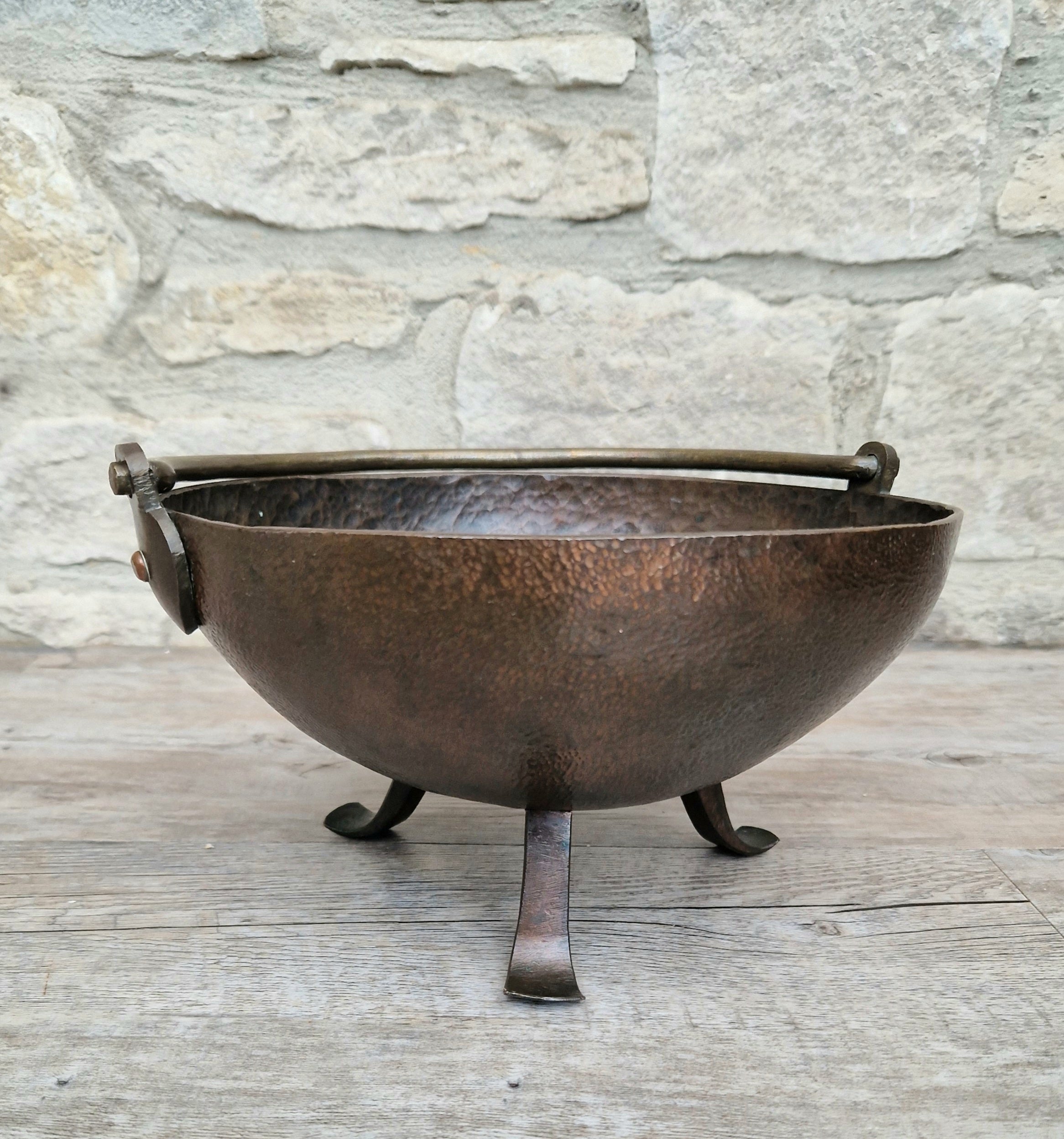 Antique Arts & Crafts Hand Beaten Solid Copper Brass Handled Tri-Foot Planter Bowl c.1890-1900's