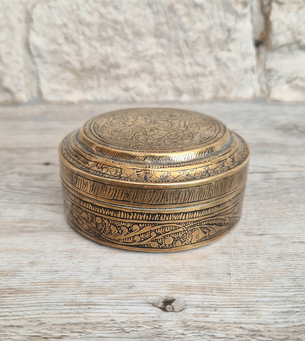 Antique 19th Century Deccan Indian Floral Engraved Pandan Brass Betel Nut Box