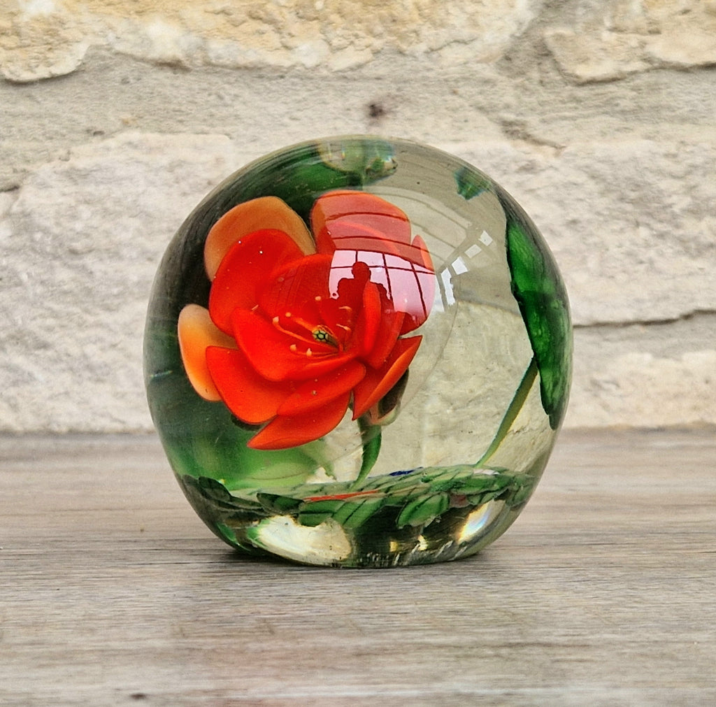 Vintage Giant Magnum Red Flower & Frogs Art Glass Sphere Ball Paperweight 9.5cm 1.4kg